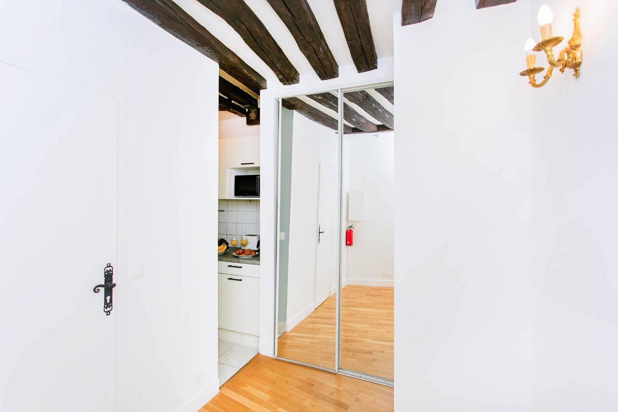Bnbnova - Le Louvre & Rivoli - 1br Appartement
